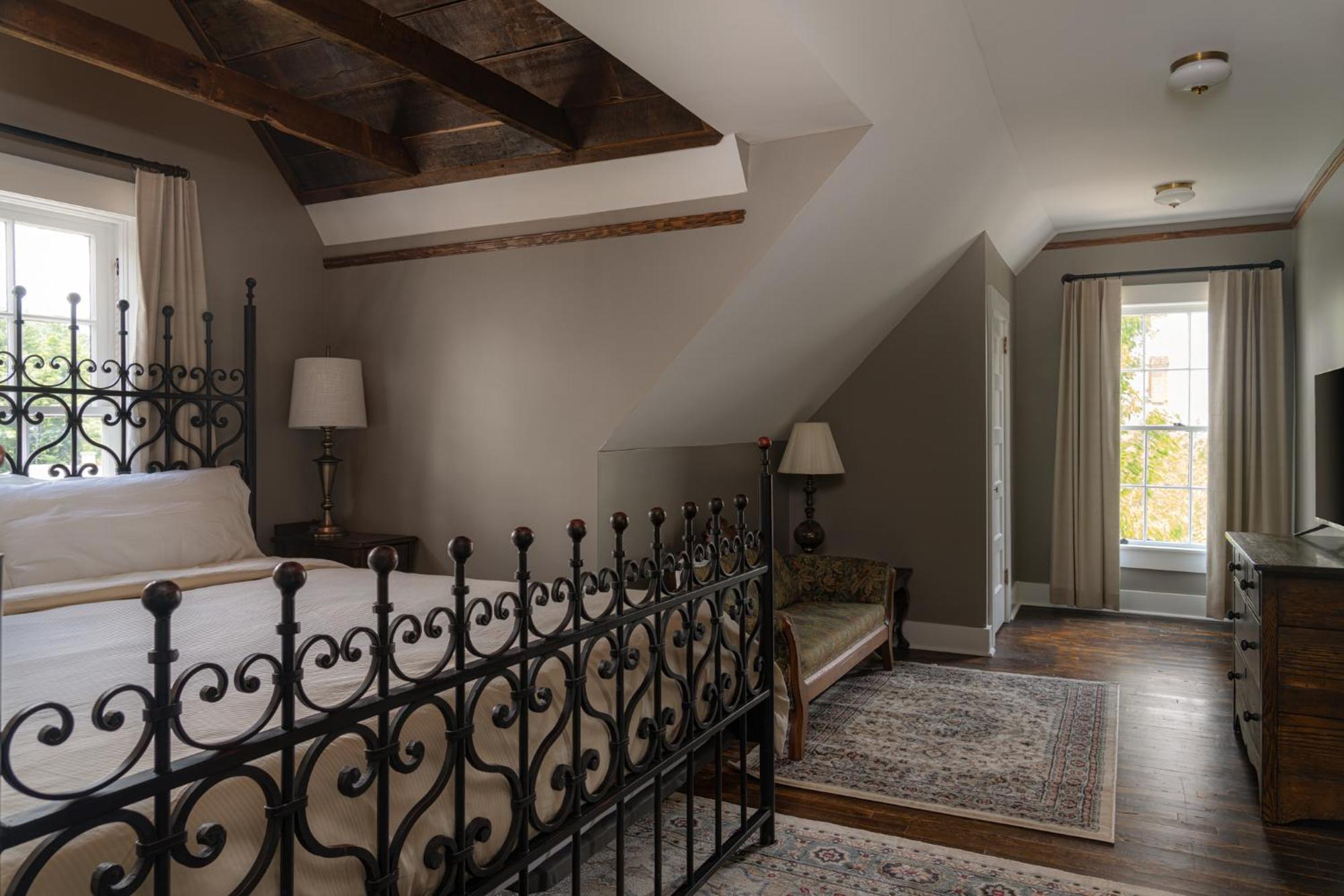 The Nuwray Hotel & Carriage House Burnsville Exteriör bild