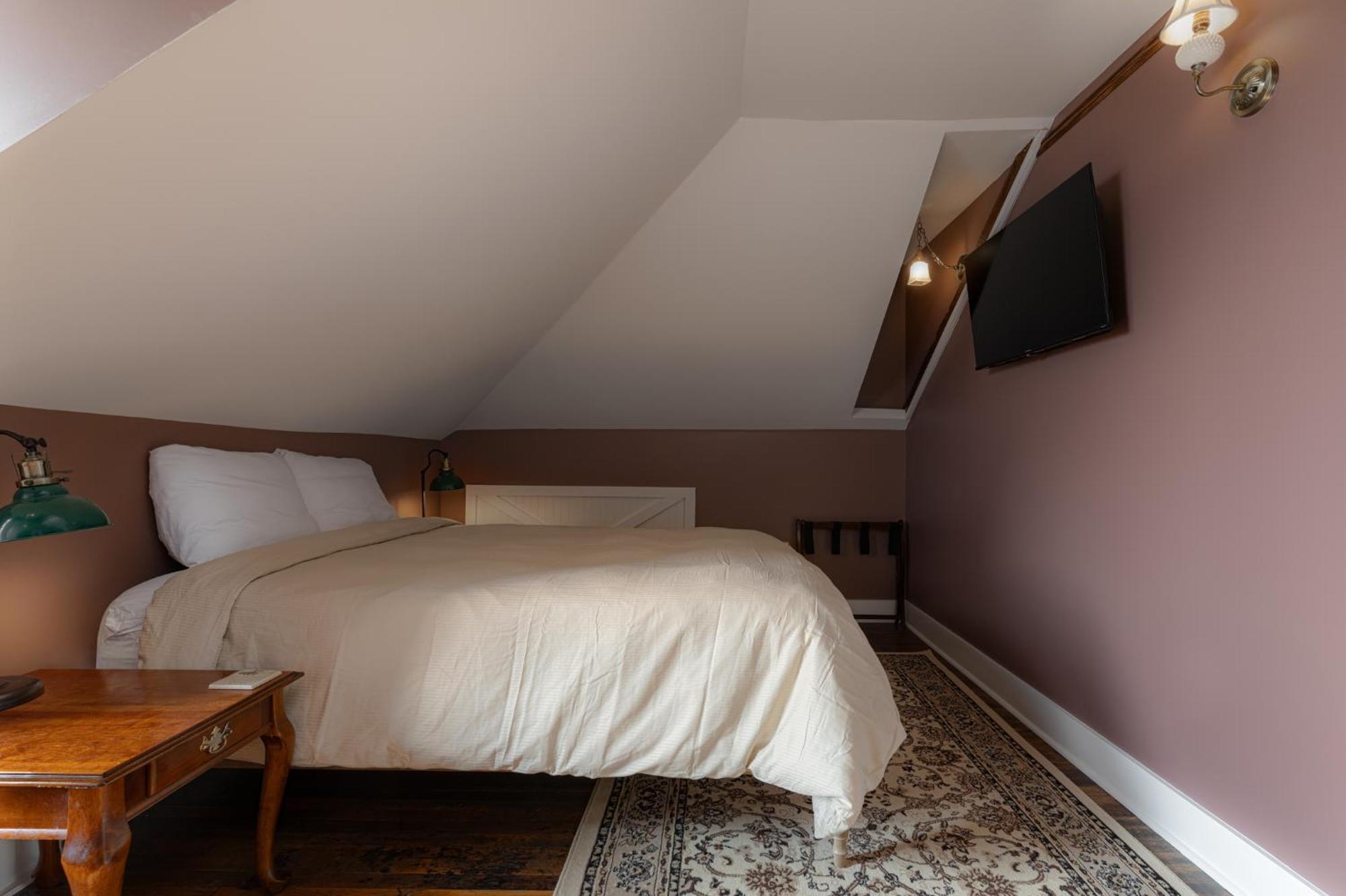 The Nuwray Hotel & Carriage House Burnsville Exteriör bild