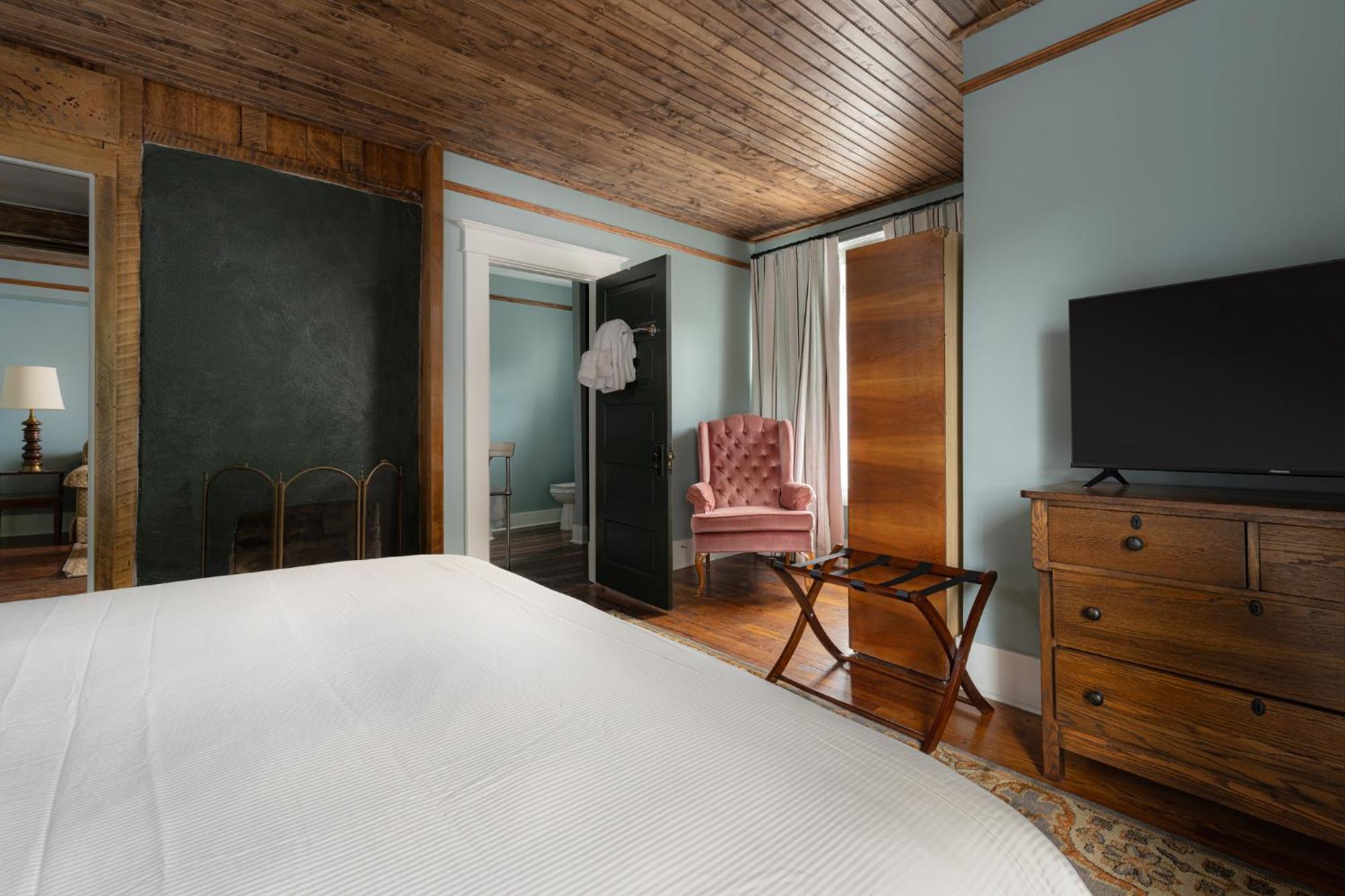 The Nuwray Hotel & Carriage House Burnsville Exteriör bild